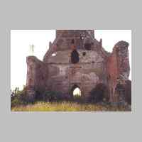 027-1020 Blick auf die Kirchenruine Gross Engelau im Juli 2002 -Foto Wilhelm Witt-.jpg